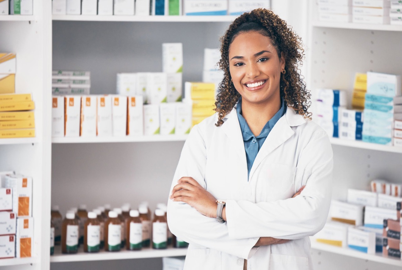 Pharmacist preparing a vaccine